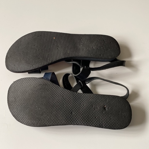 Urban Outfitters Sandals - Picture 4 of 4